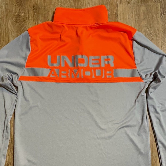 Under Armour Athletic Cold Gear 1/4 Zip Top Youth Large Gray & Orange - Picture 5 of 9
